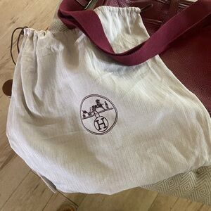 Women’s Red Leather Hermes knock-off Cross-Body Bag